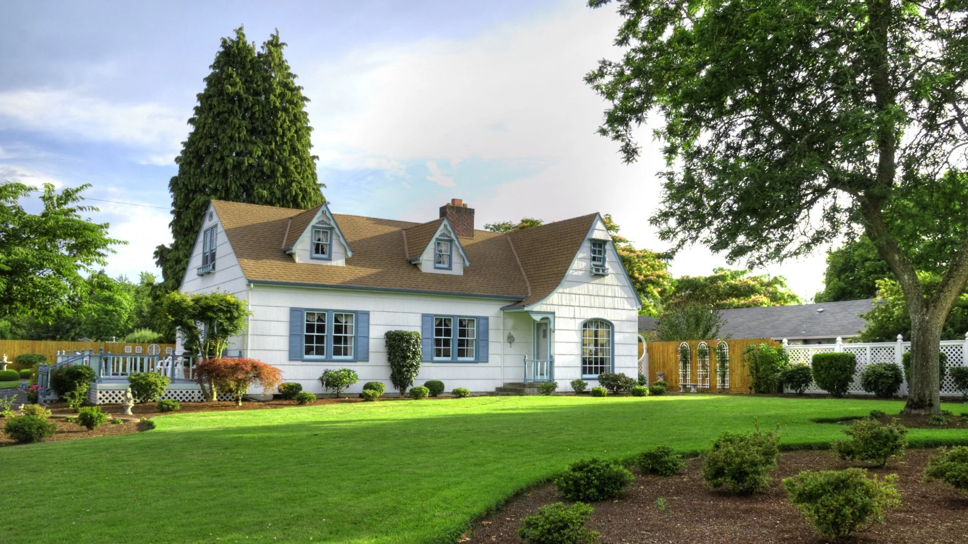 Beautiful green lawn in front of a home in Charlotte, NC.